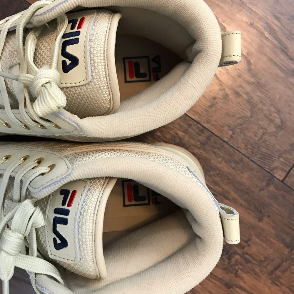 Fila Mens Tan Red White Blue Mid Boot Chucka sz 11 - Picture 4 of 6